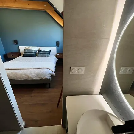 בית נופש Magnifique Maison 10 Personnes A לודנוויל